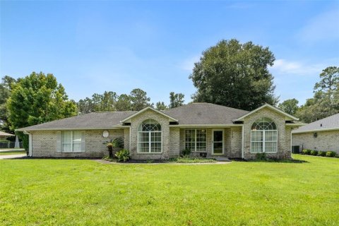 House in Lake City, Florida 3 bedrooms, 126.72 sq.m. № 2258975