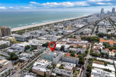 Купить кондоминиум в Майами-Бич, Флорида 1 спальня, 47.29м2, № 1977213 - фото 12