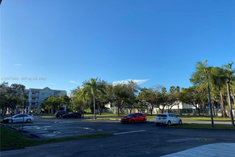 Copropriété à louer à Cutler Bay, Floride: 1 chambre, 70.61 m2 № 2320508 - photo 4