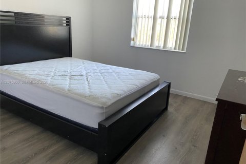 Copropriété à louer à Cutler Bay, Floride: 1 chambre, 70.61 m2 № 2320508 - photo 6
