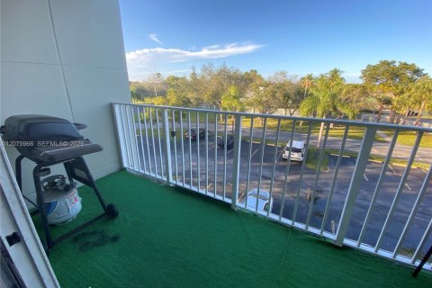 Copropriété à louer à Cutler Bay, Floride: 1 chambre, 70.61 m2 № 2320508 - photo 7
