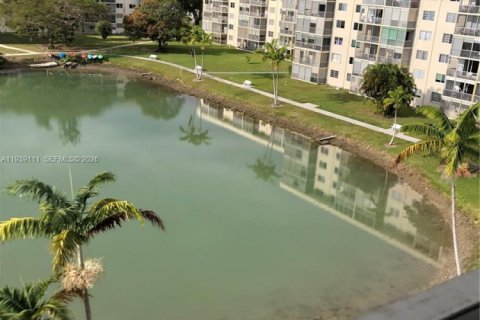 Condo in Aventura, Florida, 1 bedroom  № 2002668
