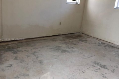 Condominio en venta en Aventura, Florida, 1 dormitorio, 93.37 m2 № 2002668 - foto 5