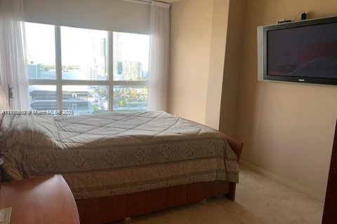 Снять в аренду кондоминиум в Майами-Бич, Флорида 3 спальни, 222.97м2, № 1471609 - фото 16
