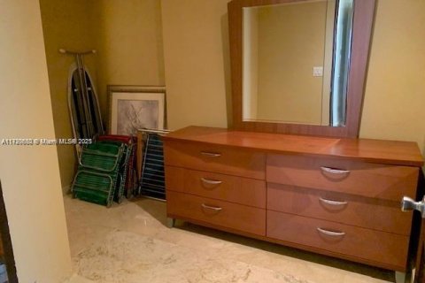 Снять в аренду кондоминиум в Майами-Бич, Флорида 3 спальни, 222.97м2, № 1471609 - фото 14