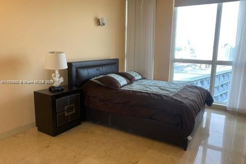 Copropriété à louer à Miami Beach, Floride: 3 chambres, 222.97 m2 № 1471609 - photo 12