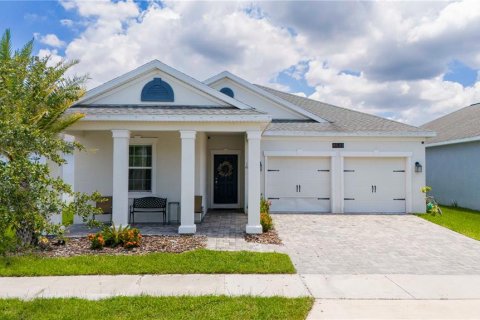 House in Kissimmee, Florida 3 bedrooms, 164.99 sq.m. № 1912629 - photo 1