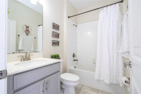 House in Kissimmee, Florida 3 bedrooms, 164.99 sq.m. № 1912629 - photo 26
