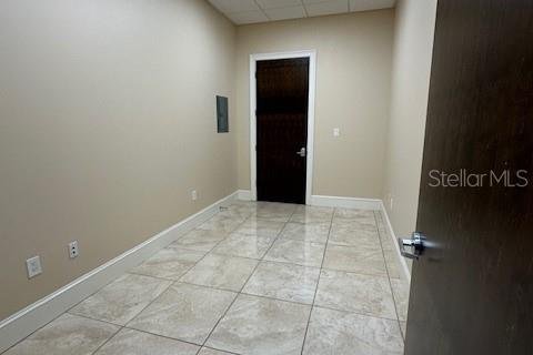 Propiedad comercial en alquiler en Casselberry, Florida № 1662896 - foto 17