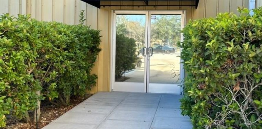 Propiedad comercial en Casselberry, Florida № 1662896