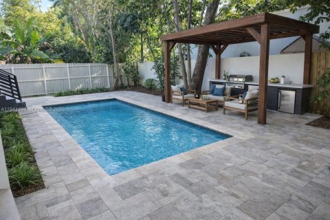 Villa ou maison à vendre à Miami, Floride: 4 chambres, 255.48 m2 № 1998869 - photo 14