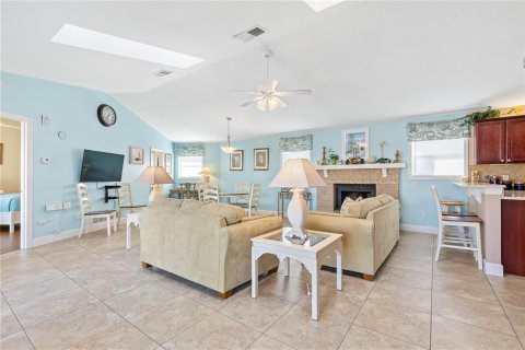 Villa ou maison à vendre à Palm Coast, Floride: 2 chambres, 126.72 m2 № 2416614 - photo 23
