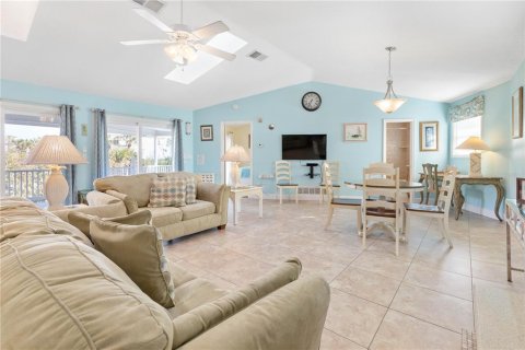 Villa ou maison à vendre à Palm Coast, Floride: 2 chambres, 126.72 m2 № 2416614 - photo 27