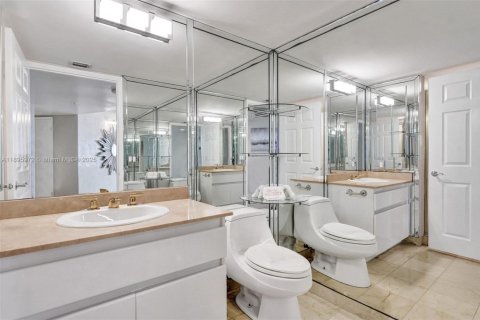 Снять в аренду кондоминиум в Санни-Айлс-Бич, Флорида 3 спальни, 196.95м2, № 1950282 - фото 26