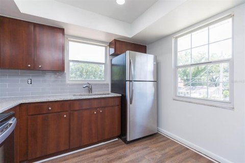 Apartamento en alquiler en Tampa, Florida, 2 dormitorios, 150.5 m2 № 2108634 - foto 5