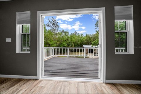 House in Silver Springs Shores, Florida 3 bedrooms, 349.5 sq.m. № 1631517 - photo 23