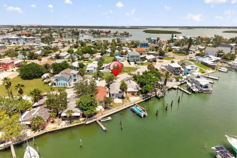 Land in Madeira Beach, Florida № 2314741 - photo 19