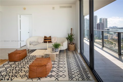 Appartement à louer à Miami, Floride: 2 chambres, 77.57 m2 № 1976891 - photo 4