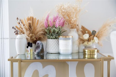 Appartement à louer à Miami, Floride: 2 chambres, 77.57 m2 № 1976891 - photo 15