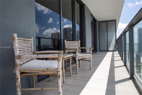 Appartement à louer à Miami, Floride: 2 chambres, 77.57 m2 № 1976891 - photo 18