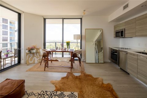Appartement à louer à Miami, Floride: 2 chambres, 77.57 m2 № 1976891 - photo 3