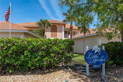 Condo in Punta Gorda, Florida, 2 bedrooms  № 1743715 - photo 13