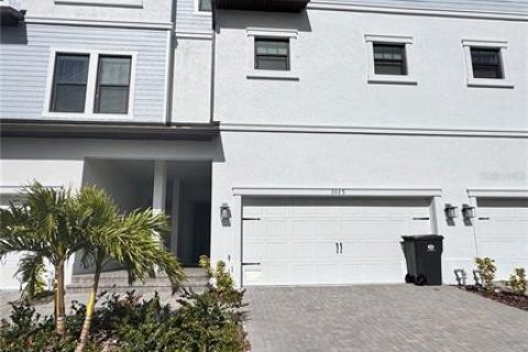 Adosado en alquiler en Ruskin, Florida, 4 dormitorios, 252.79 m2 № 1543553 - foto 2