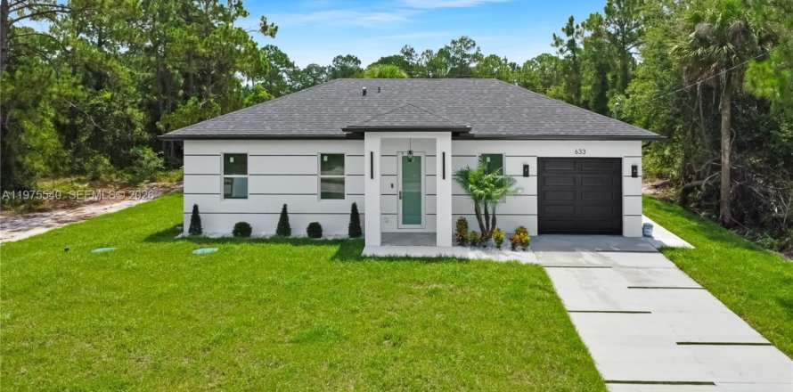 House in Lehigh Acres, Florida 3 bedrooms № 2040668