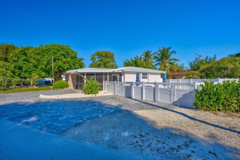 House in Key Largo, Florida 3 bedrooms, 144.56 sq.m. № 2082723 - photo 28
