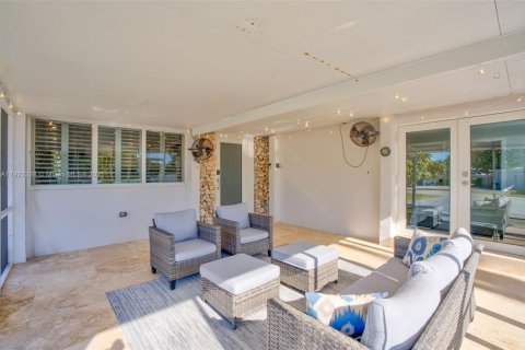 House in Key Largo, Florida 3 bedrooms, 144.56 sq.m. № 2082723 - photo 29