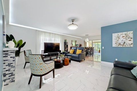 Casa en venta en Winter Haven, Florida, 3 dormitorios, 178.74 m2 № 2155991 - foto 9