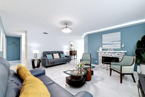 Casa en venta en Winter Haven, Florida, 3 dormitorios, 178.74 m2 № 2155991 - foto 12