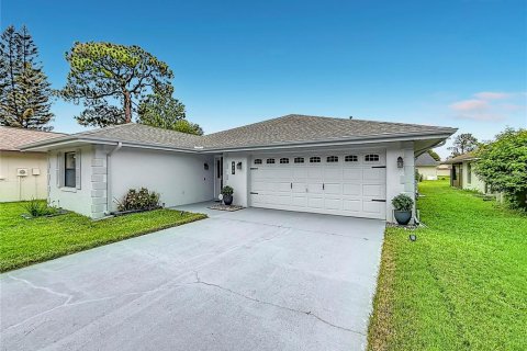 Casa en venta en Winter Haven, Florida, 3 dormitorios, 178.74 m2 № 2155991 - foto 4