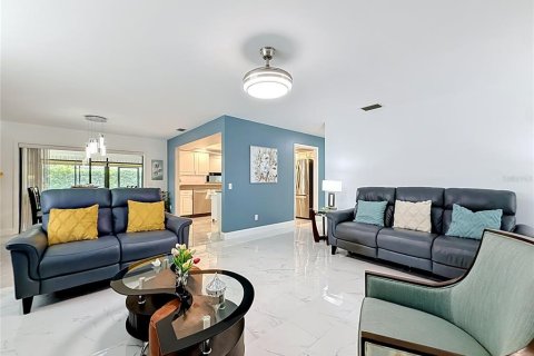 Casa en venta en Winter Haven, Florida, 3 dormitorios, 178.74 m2 № 2155991 - foto 10