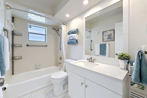 Casa en venta en Winter Haven, Florida, 3 dormitorios, 178.74 m2 № 2155991 - foto 28