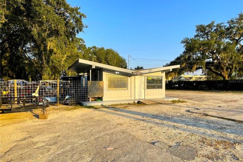 Commercial property in Wildwood, Florida 33.44 sq.m. № 1405795 - photo 2