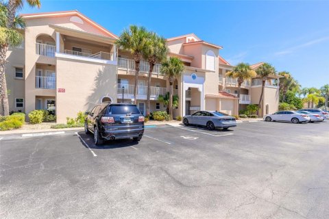 Condo à New Smyrna Beach, Floride, 2 chambres  № 2133185