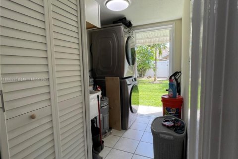 Condominio en venta en Cape Coral, Florida, 2 dormitorios, 83.61 m2 № 1945337 - foto 19