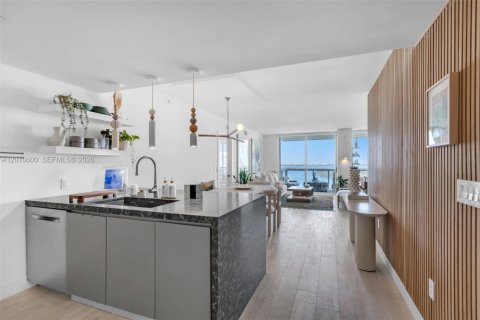 Снять в аренду кондоминиум в Майами-Бич, Флорида 2 спальни, 135.92м2, № 2073697 - фото 9