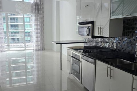 Copropriété à louer à Miami, Floride: 1 chambre, 74.51 m2 № 2003940 - photo 9