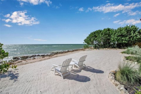 Купить виллу или дом в Оспри, Флорида 9 комнат, 380.53м2, № 2134592 - фото 20