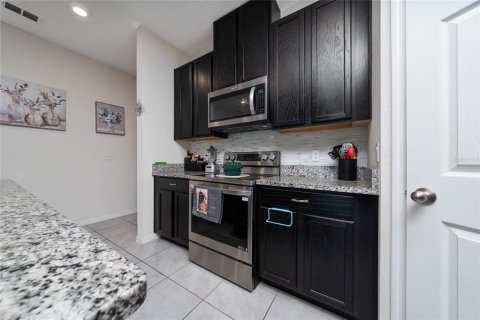 Casa en venta en Orlando, Florida, 4 dormitorios, 170.29 m2 № 1680925 - foto 11