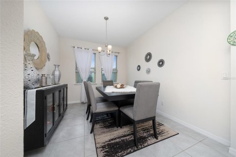 Casa en venta en Orlando, Florida, 4 dormitorios, 170.29 m2 № 1680925 - foto 9
