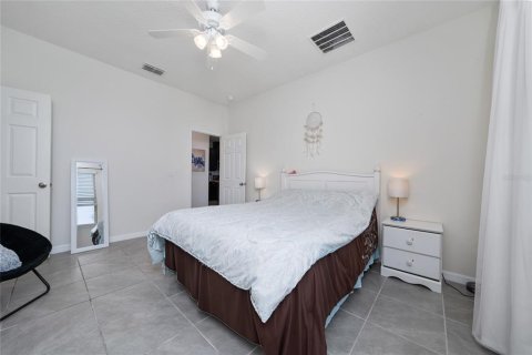 Casa en venta en Orlando, Florida, 4 dormitorios, 170.29 m2 № 1680925 - foto 18