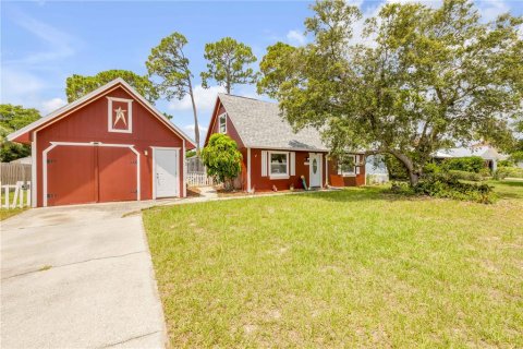 House in Edgewater, Florida 3 bedrooms, 117.61 sq.m. № 1744367 - photo 1