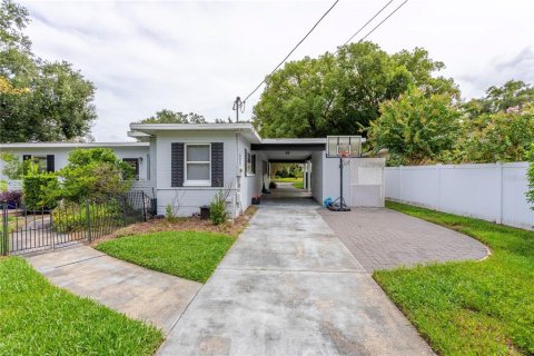 Casa en venta en Orlando, Florida, 3 dormitorios, 200.11 m2 № 2386290 - foto 8