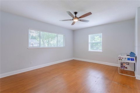 Casa en venta en Orlando, Florida, 3 dormitorios, 200.11 m2 № 2386290 - foto 28