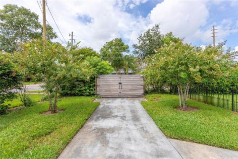 Casa en venta en Orlando, Florida, 3 dormitorios, 200.11 m2 № 2386290 - foto 7