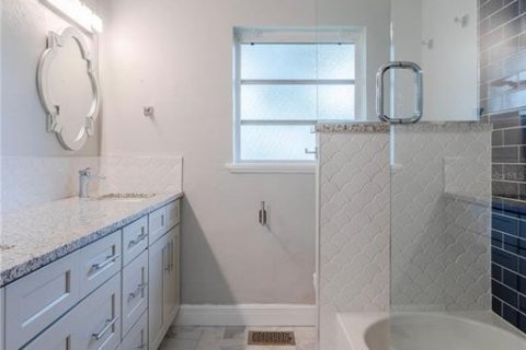 Casa en venta en Orlando, Florida, 3 dormitorios, 200.11 m2 № 2386290 - foto 25
