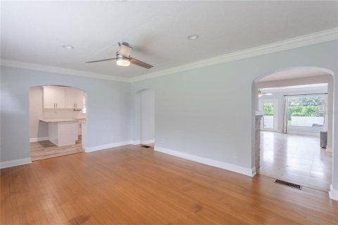 Casa en venta en Orlando, Florida, 3 dormitorios, 200.11 m2 № 2386290 - foto 11